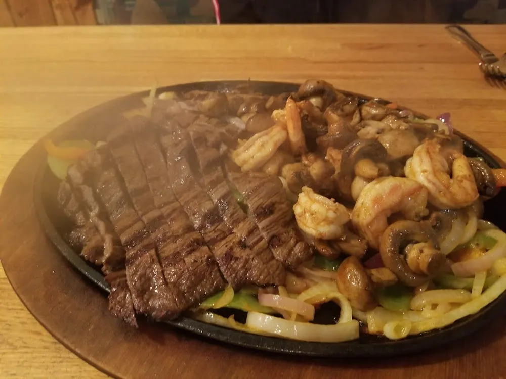 Beef and Prawns Fajitas